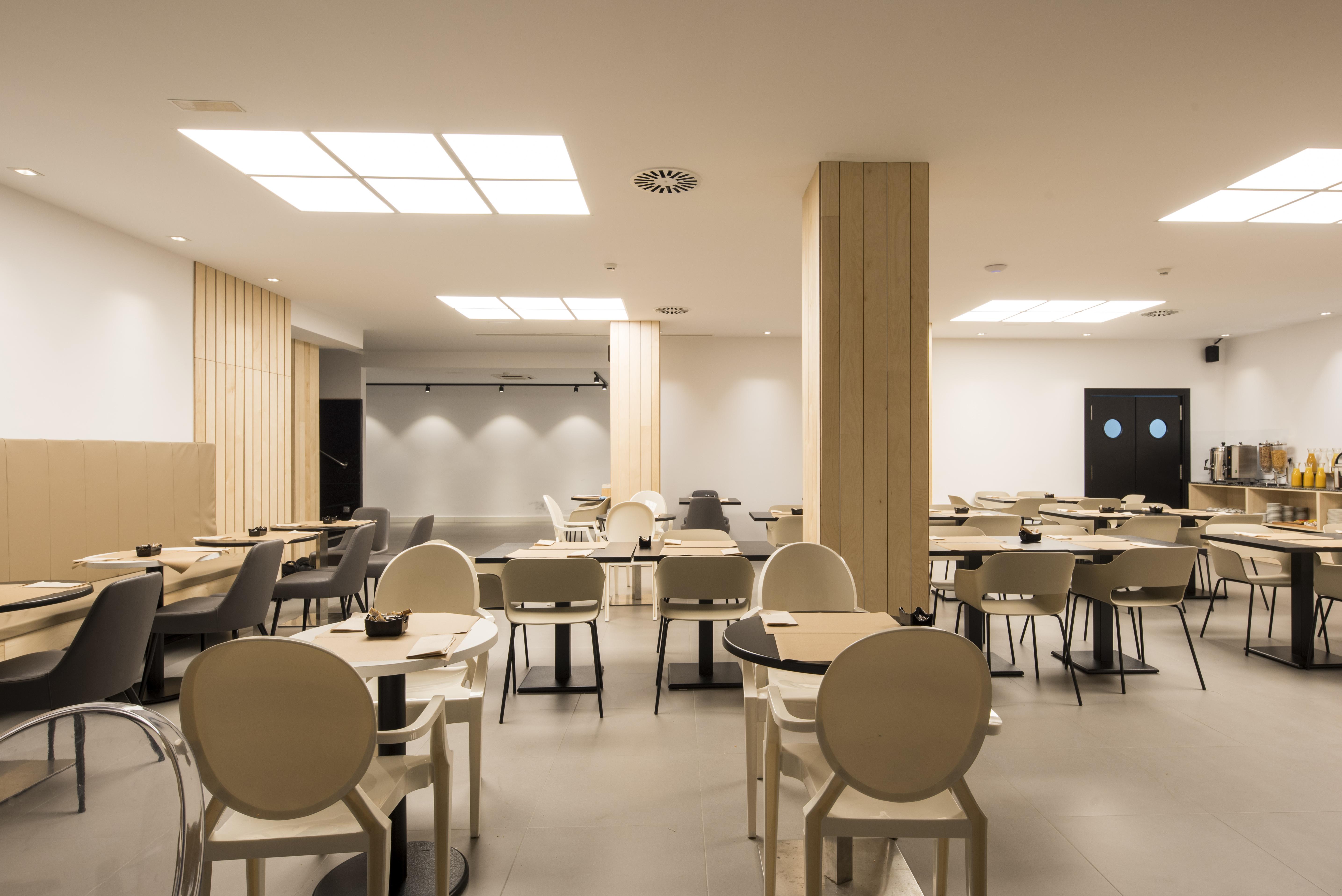 Hotel Airinos 3* Кангас Экстерьер фото