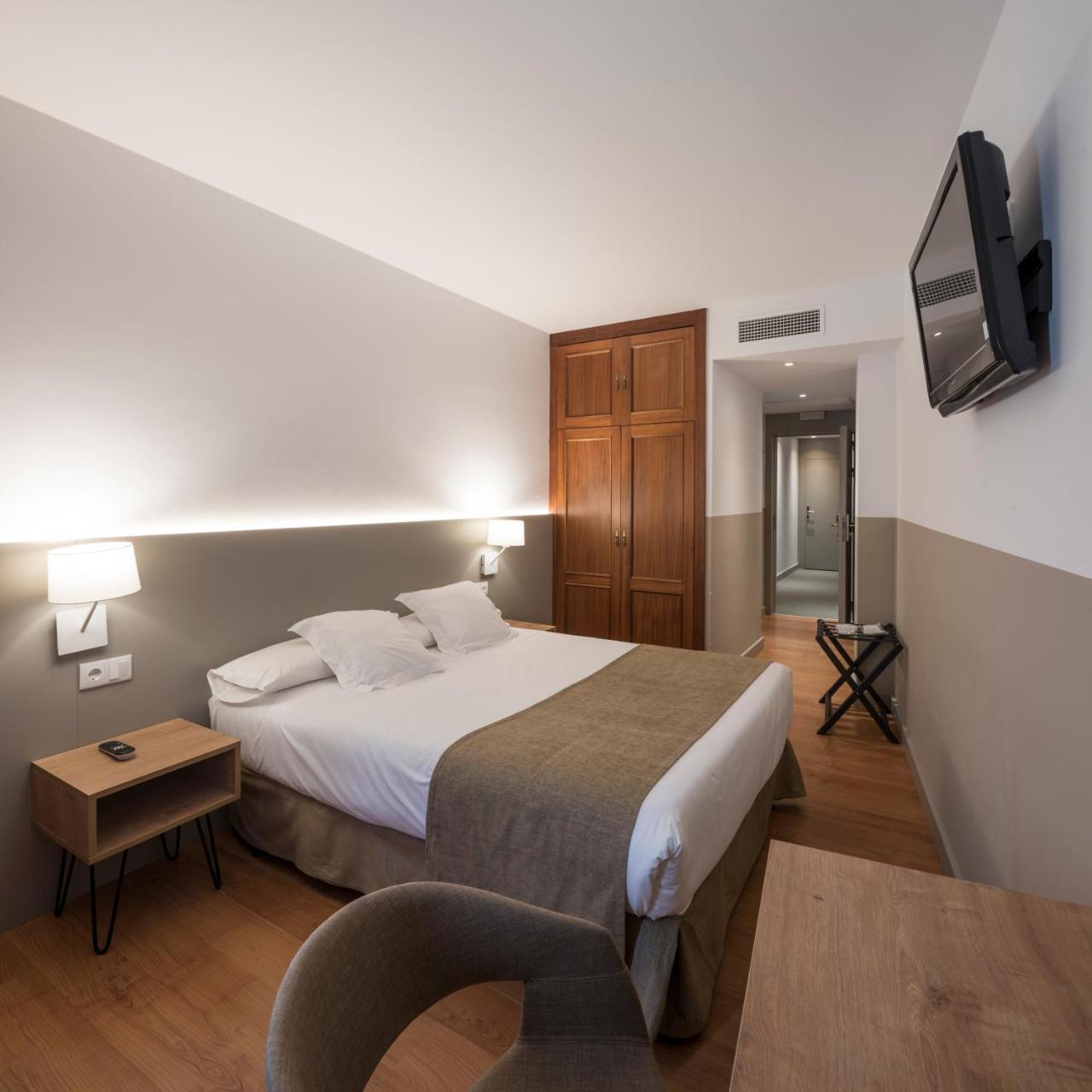 Hotel Airinos 3* Кангас Экстерьер фото